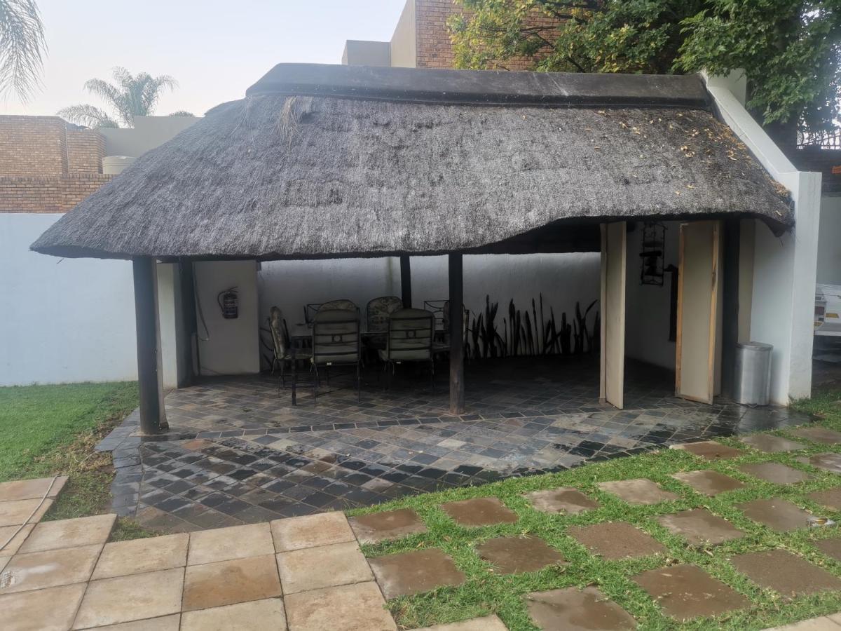 Constantia Guest Lodge Pretoria Bagian luar foto