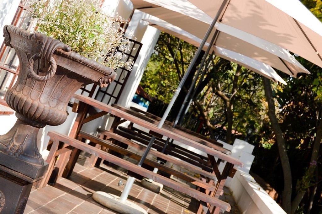Constantia Guest Lodge Pretoria Bagian luar foto